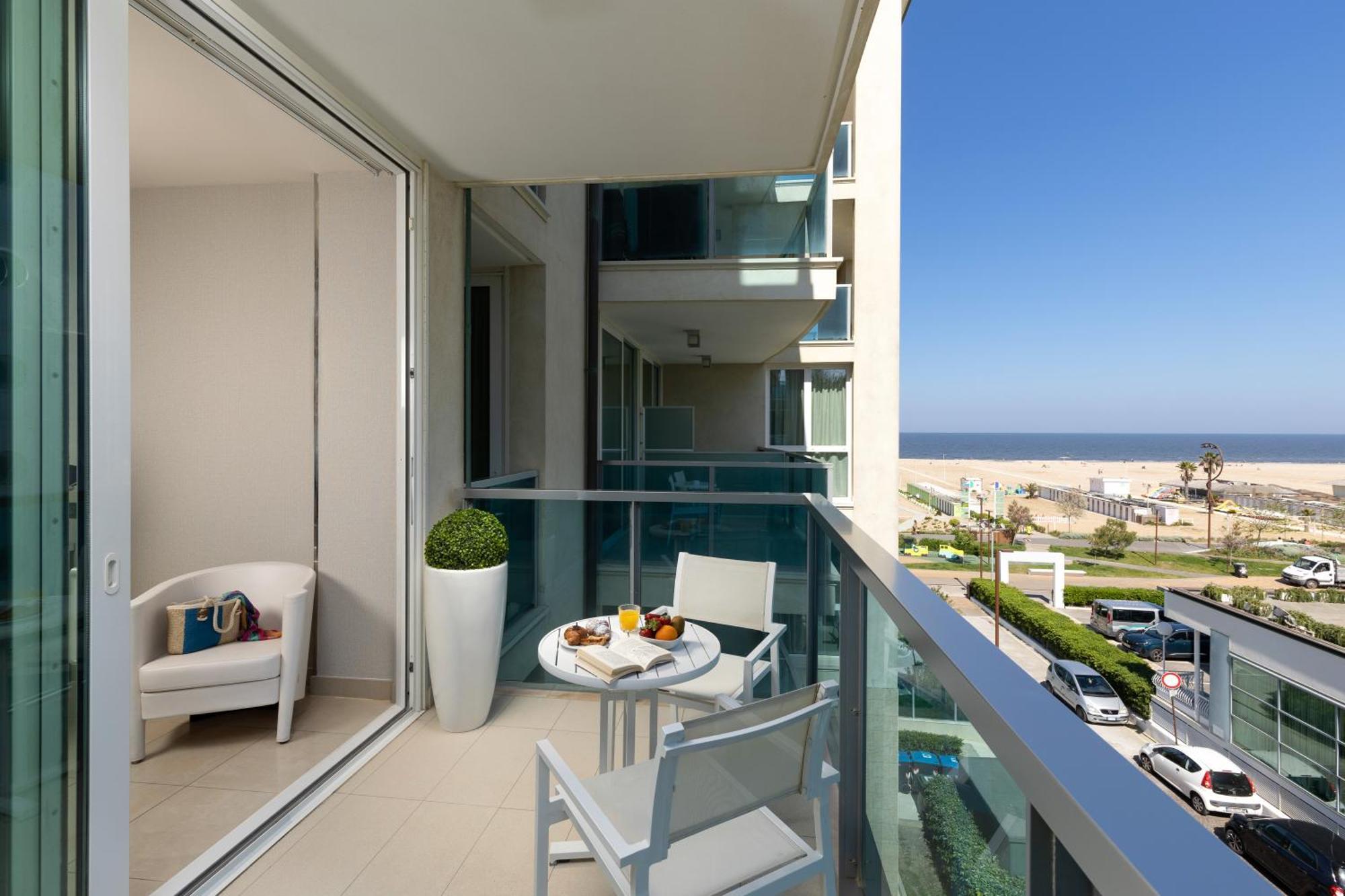 Mercure Hotel Rimini Artis Exterior foto