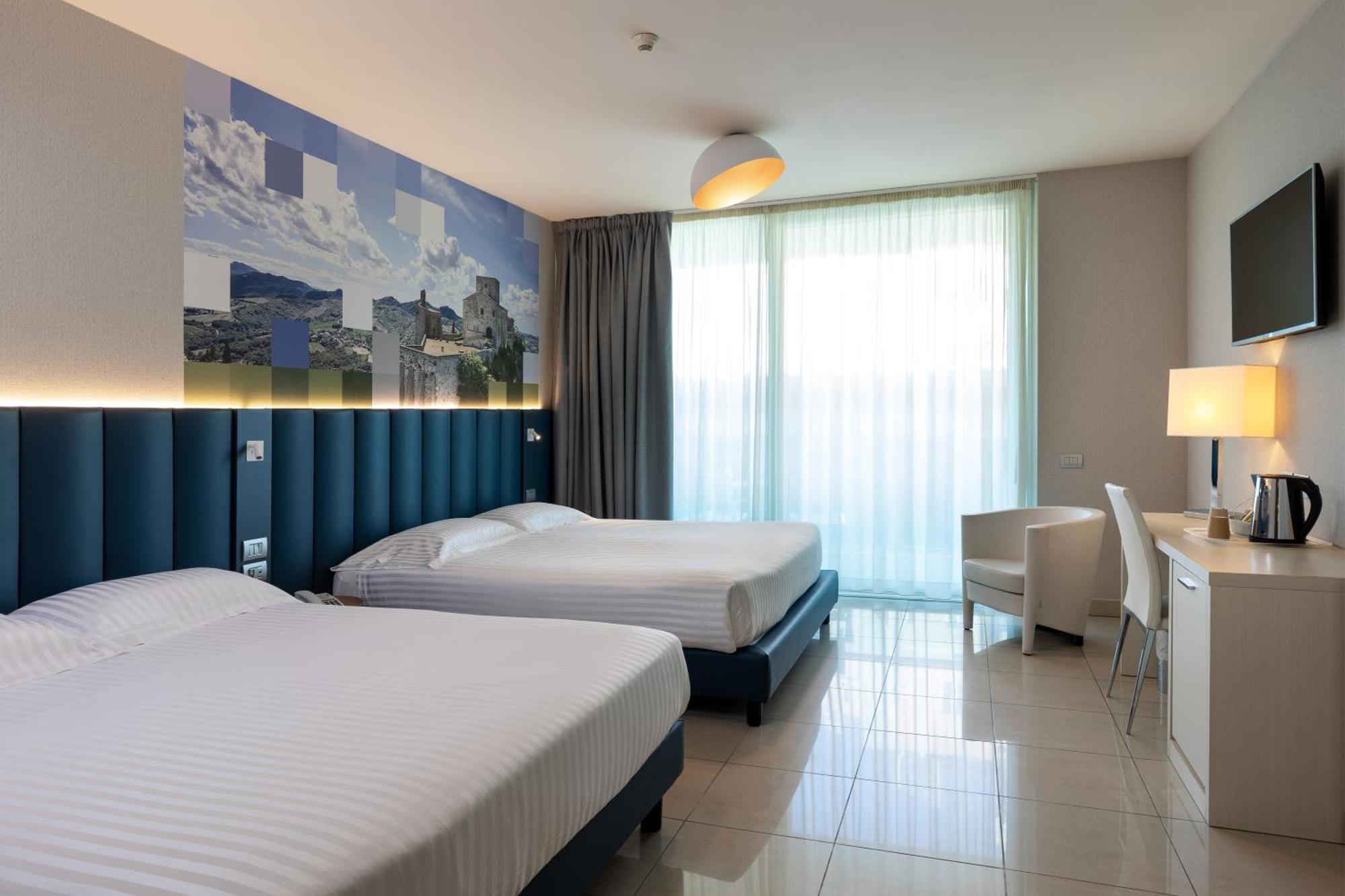 Mercure Hotel Rimini Artis Exterior foto