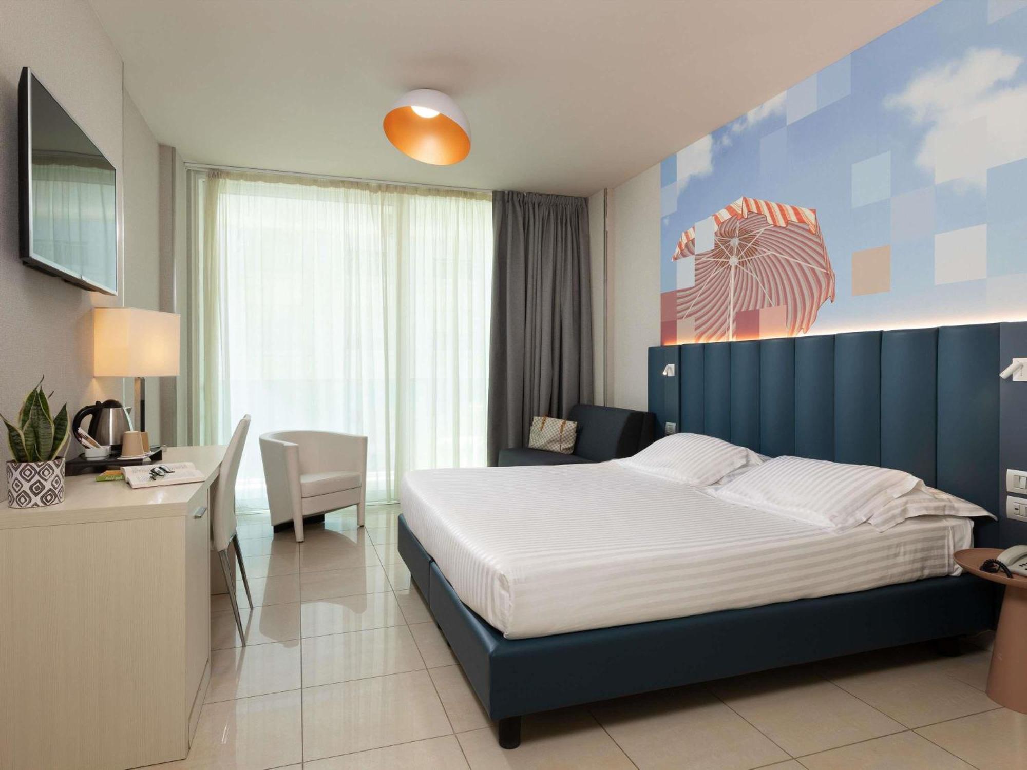 Mercure Hotel Rimini Artis Exterior foto