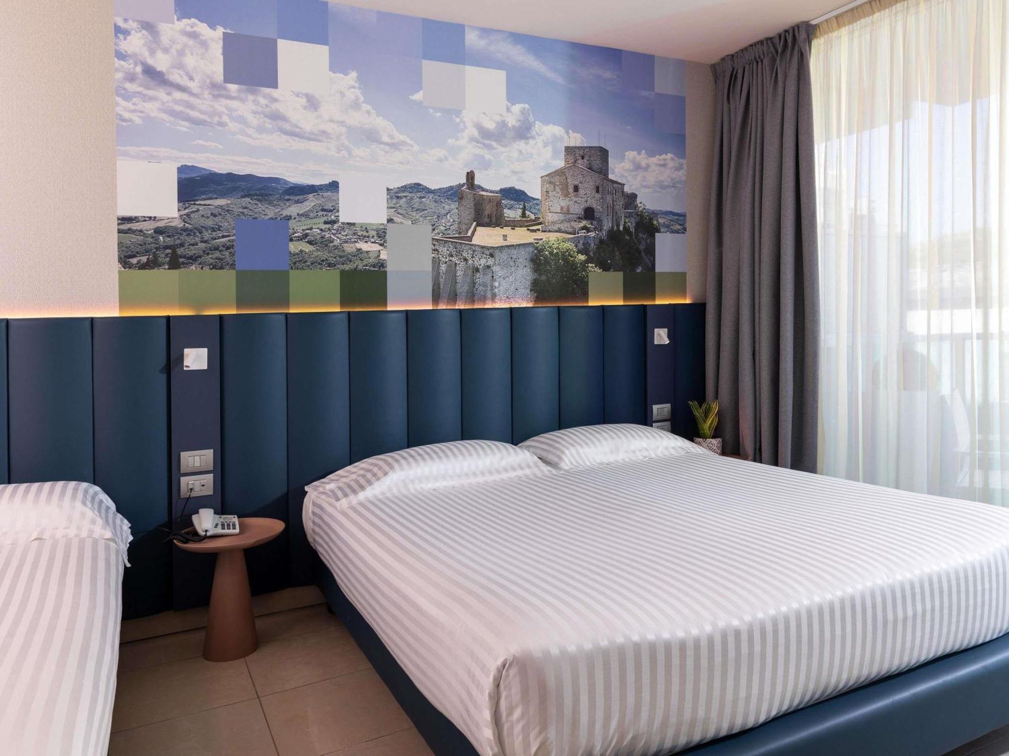 Mercure Hotel Rimini Artis Exterior foto