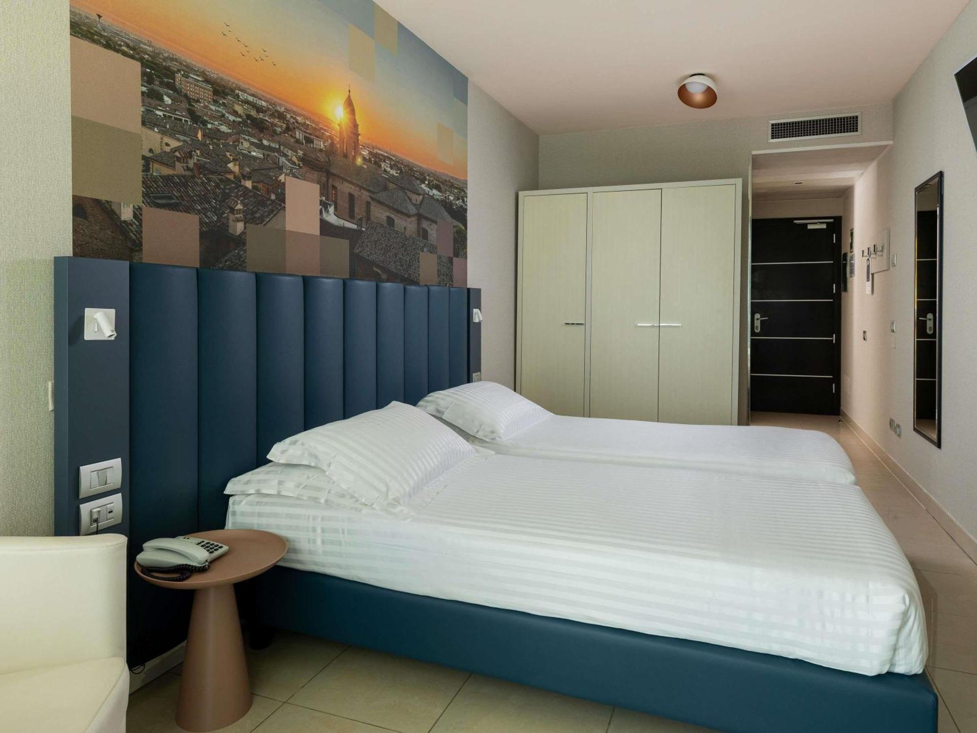 Mercure Hotel Rimini Artis Exterior foto